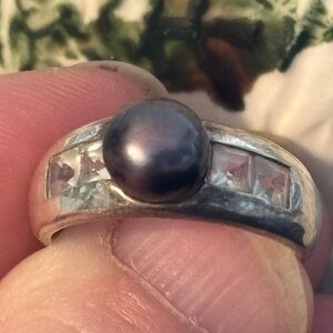 Sterling Silver Black Pearl & CZ Ring Size